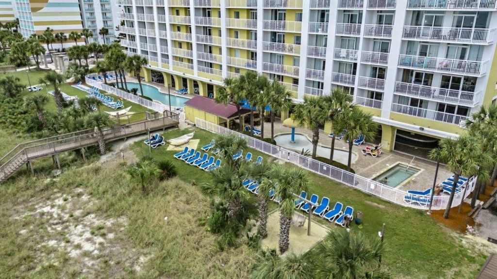2000 Ocean Blvd. N  Photo 45
