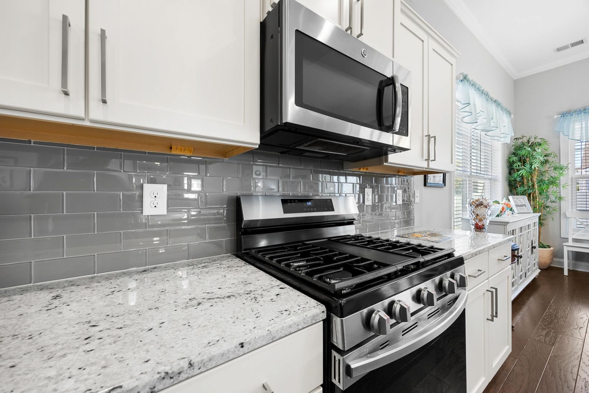 1107 Marco Ave. Photo 15