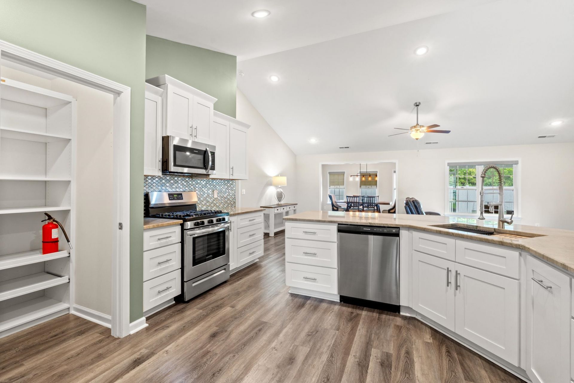 3324 Merganser Dr. Photo 23