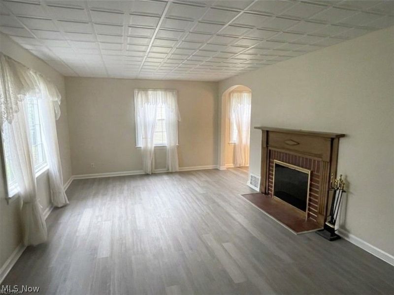 2800 Hillside Road, Seven Hills, OH 44131 Photo 4