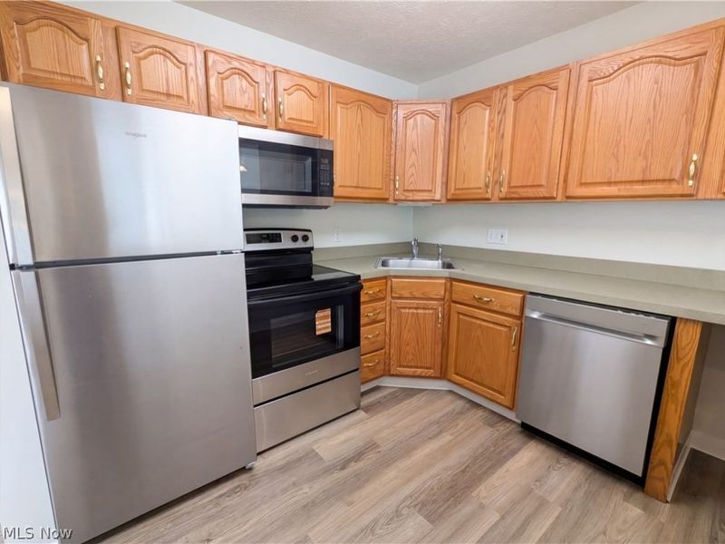 1352 Meadow Run , Copley, OH 44321 Photo 2