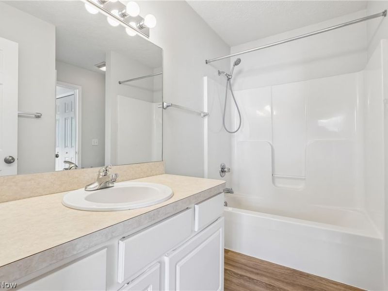 1352 Meadow Run, Copley, OH 44321 Photo 7