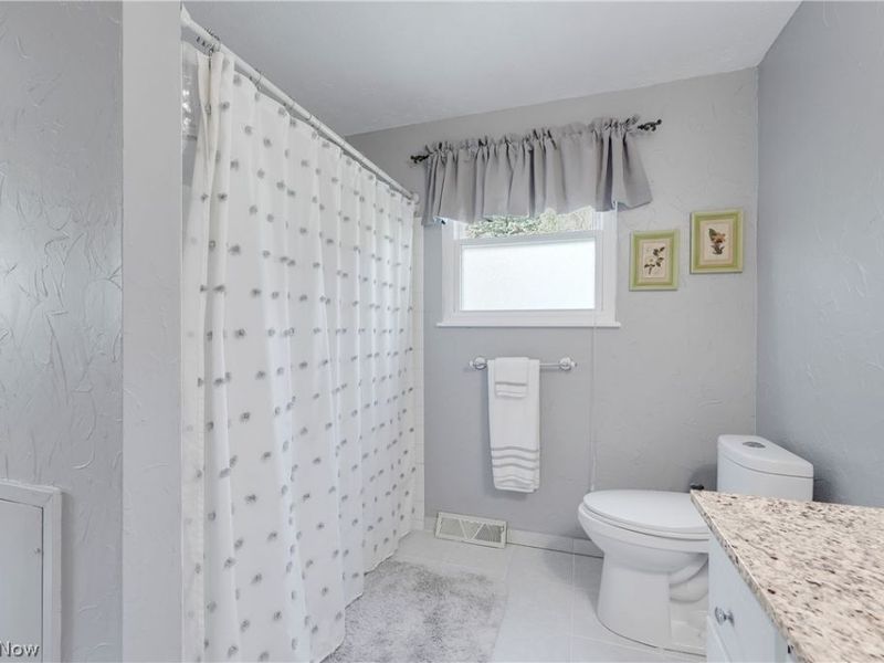 6430 Glenallen Avenue, Solon, OH 44139 Photo 18