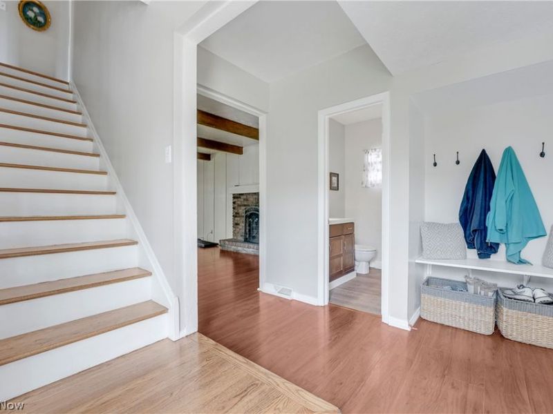 6430 Glenallen Avenue, Solon, OH 44139 Photo 2