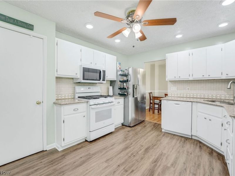 6430 Glenallen Avenue, Solon, OH 44139 Photo 6