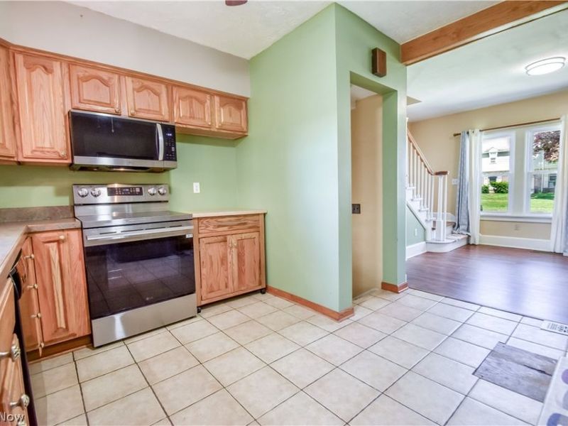 909 Lincoln Drive, Conneaut, OH 44030 Photo 13