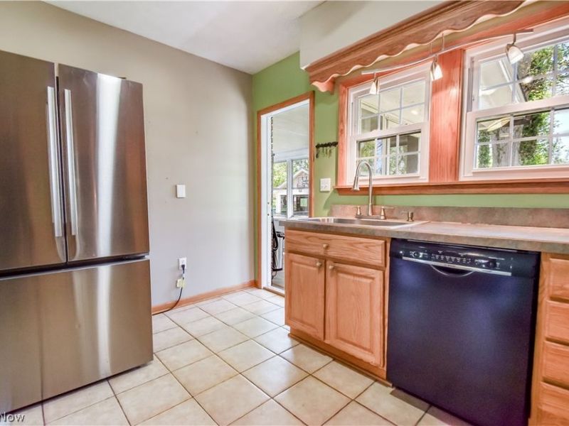 909 Lincoln Drive, Conneaut, OH 44030 Photo 16