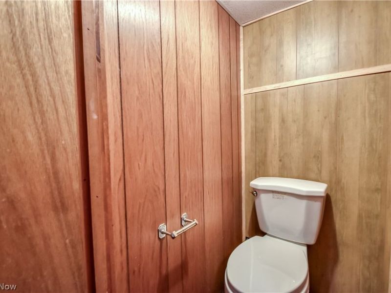 909 Lincoln Drive, Conneaut, OH 44030 Photo 35