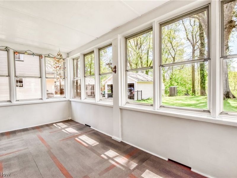909 Lincoln Drive, Conneaut, OH 44030 Photo 4