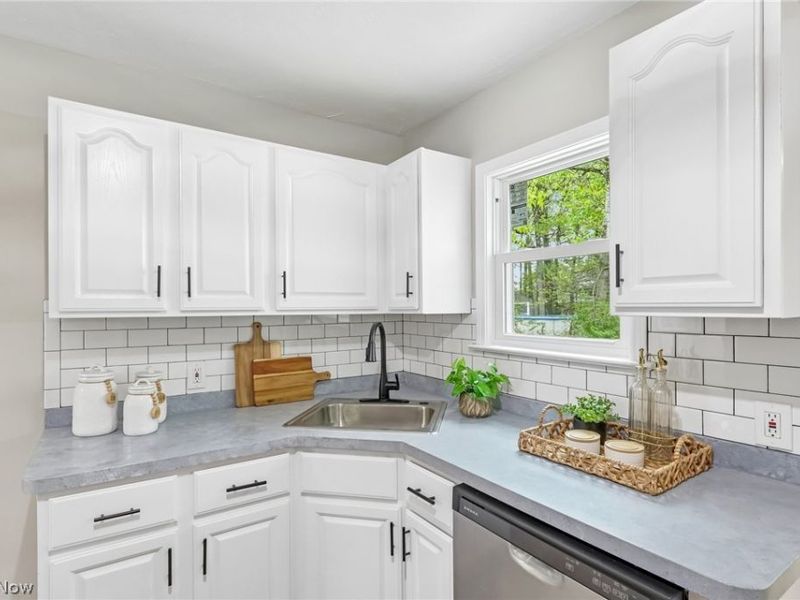29234 Grand Boulevard, Wickliffe, OH 44092 Photo 15