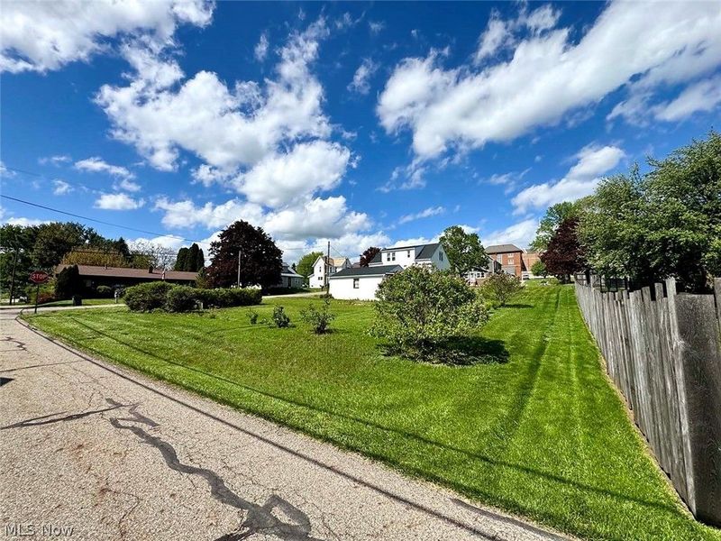 528 Maple Street SW, Sugarcreek, OH 44681 Photo 11