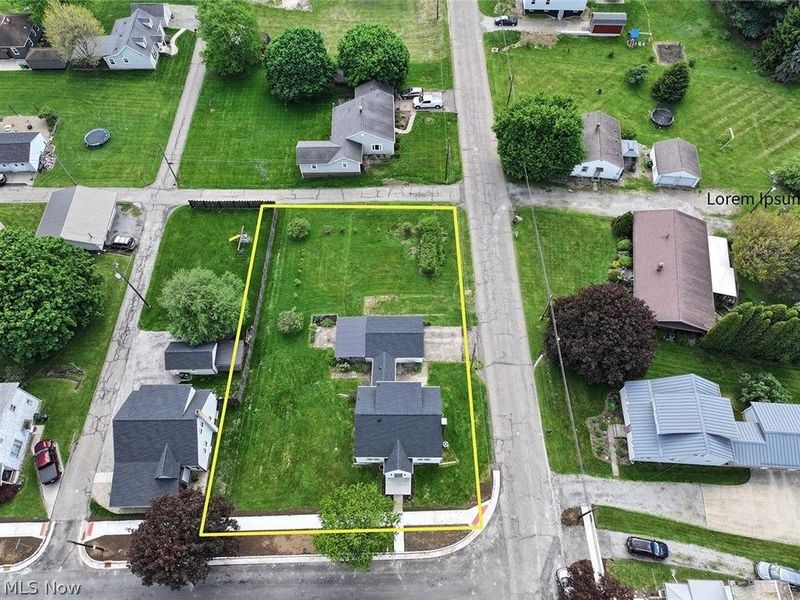 528 Maple Street SW, Sugarcreek, OH 44681 Photo 2