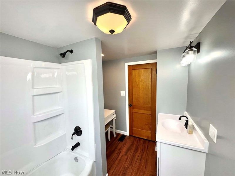 528 Maple Street SW, Sugarcreek, OH 44681 Photo 34