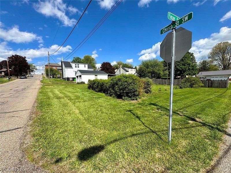 528 Maple Street SW, Sugarcreek, OH 44681 Photo 9