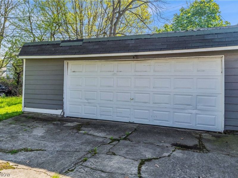 3429 Martin Luther King Jr Drive, Cleveland, OH 44104 Photo 28