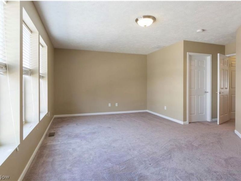 442 Turner Drive , Akron, OH 44321 Photo 19