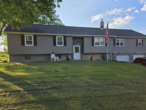 2153 Mount Jackson Road , Enon Valley, PA 16120