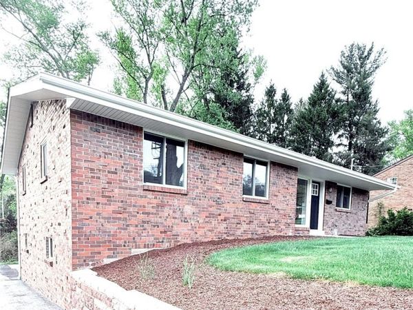 3929 Cape Cod Dr, Pittsburgh, PA 15239