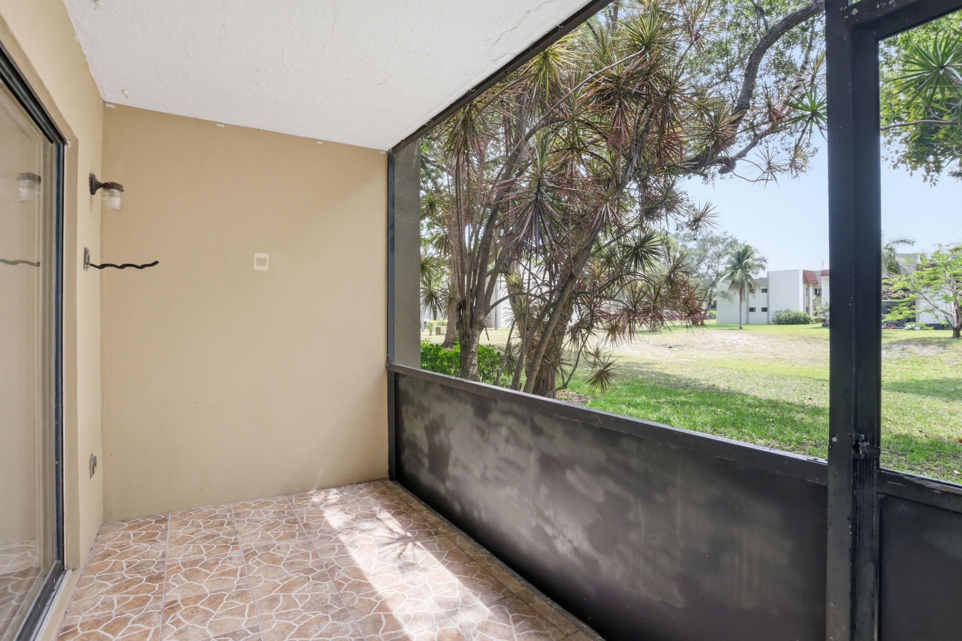 110 NW 70th Street, Unit 103, Boca Raton, FL 33487 Photo