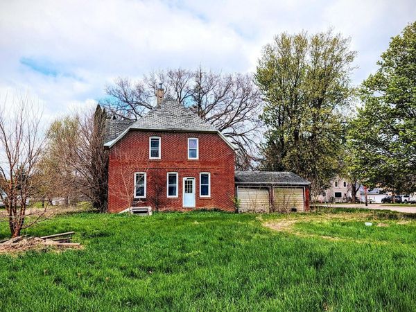 255 5th Street N, Butterfield, MN 56120