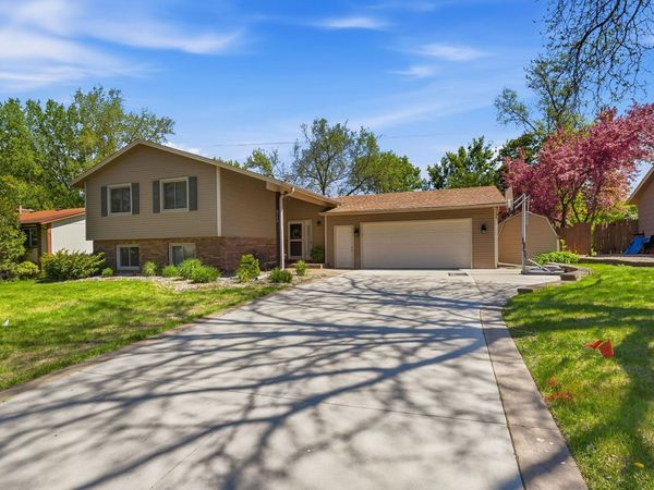 8750 Darnel Road, Eden Prairie, MN 55344
