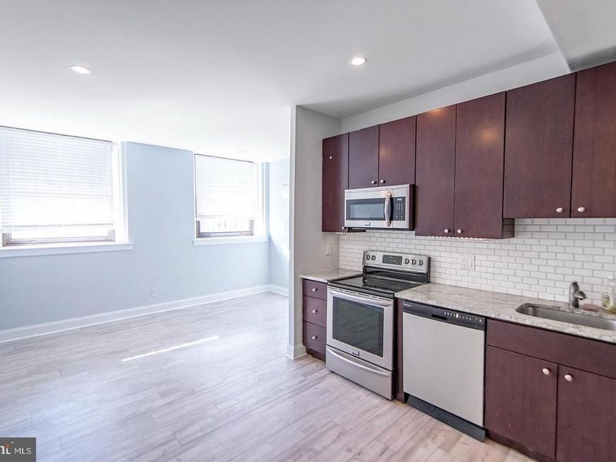 427 33 Monroe Street , Unit 103, Philadelphia, PA 19146 Main Photo