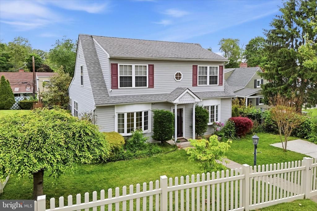 9342 CAMPUS LANE, PHILADELPHIA, PA 19114