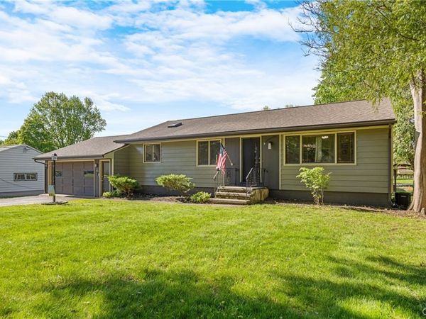 80 E 8th Street , Oneida, NY 13421