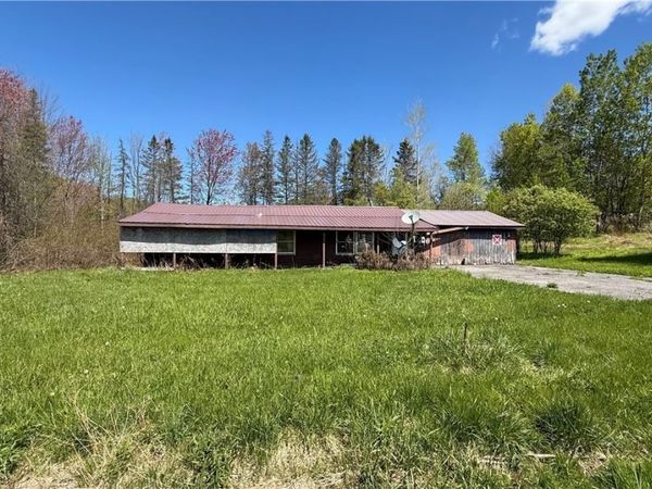 318 Stoney Robby Road , Oswego, NY 13126