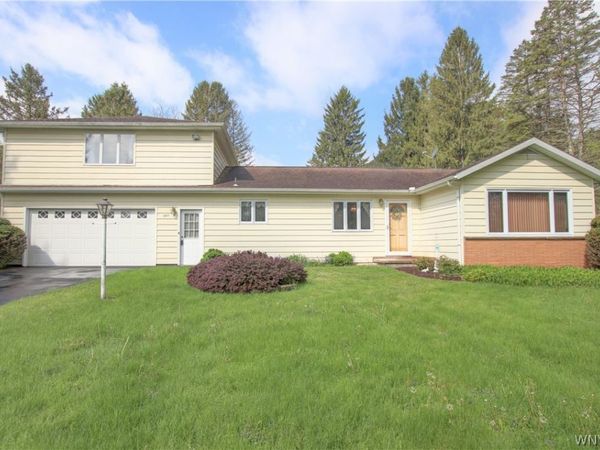 500 Ostrander Road, East Aurora, NY 14052