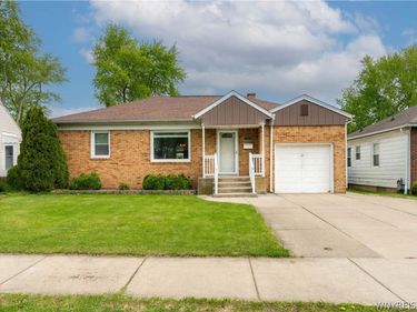 151 Dekalb Street, Tonawanda, NY 14150