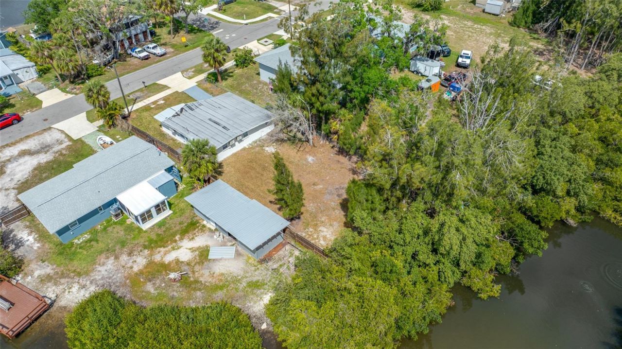 6908 11th Avenue E, Palmetto, FL 34221 Photo