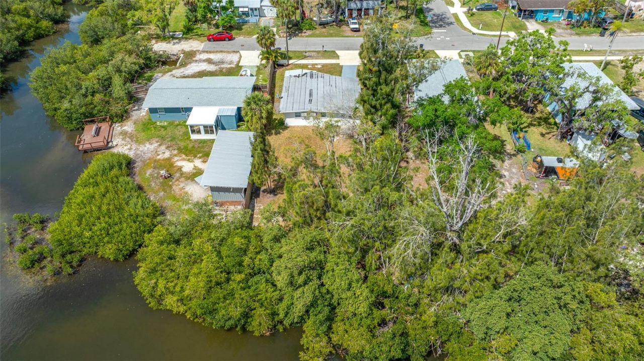6908 11th Avenue E, Palmetto, FL 34221 Photo