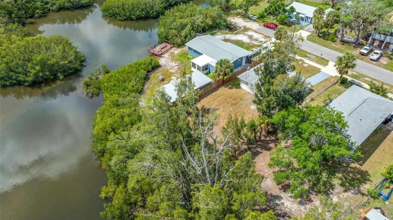 6908 11th Avenue E, Palmetto, FL 34221 Photo