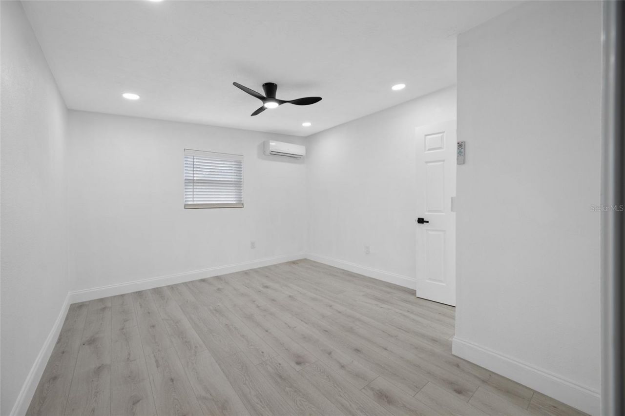 6908 11th Avenue E, Palmetto, FL 34221 Photo