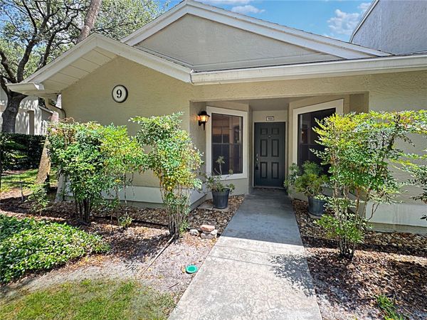 5100 BURCHETTE ROAD , Unit 900, TAMPA, FL 33647