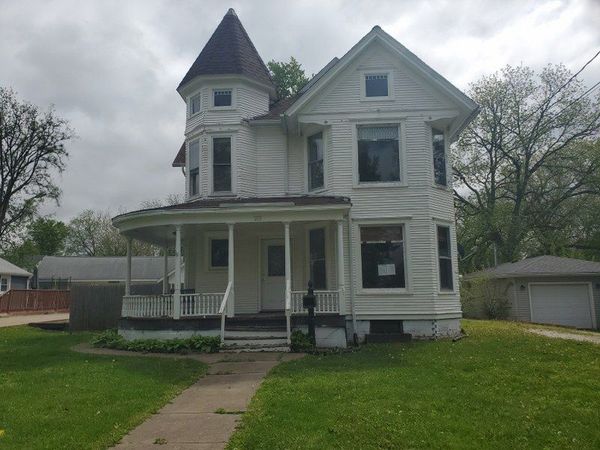 211 S West Street , Cambridge, IL 61238