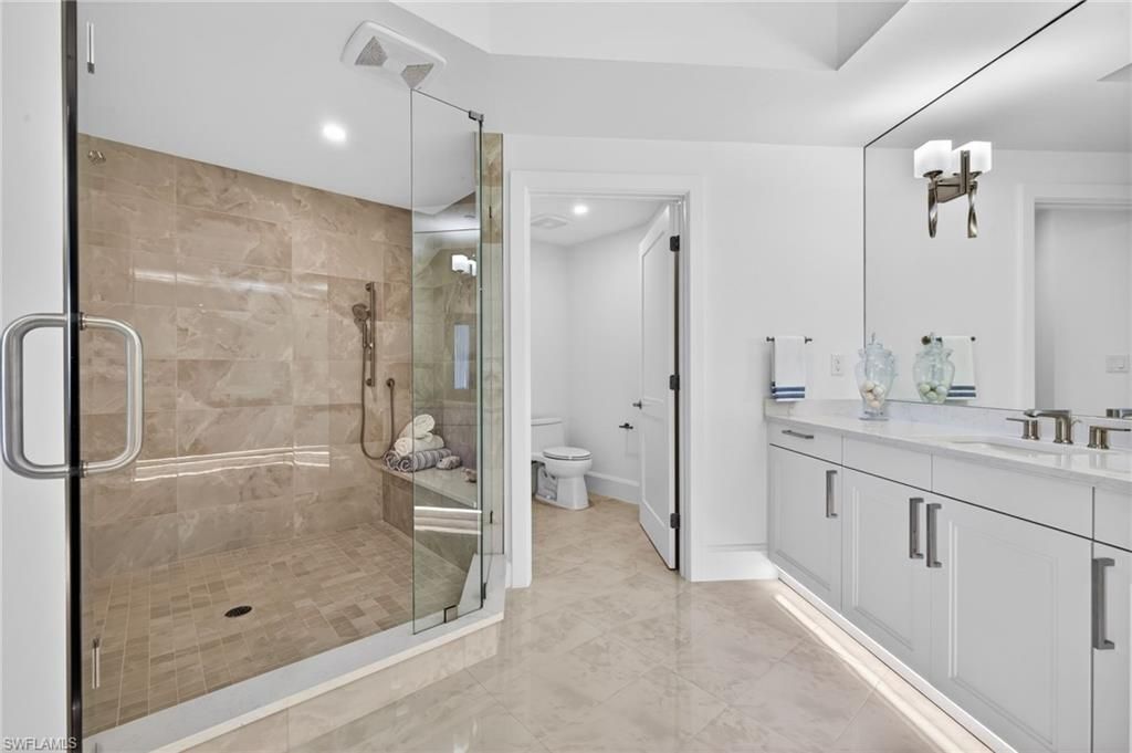 4142 Bay Beach Ln , Unit 301, Fort Myers Beach, FL 33931 Photo
