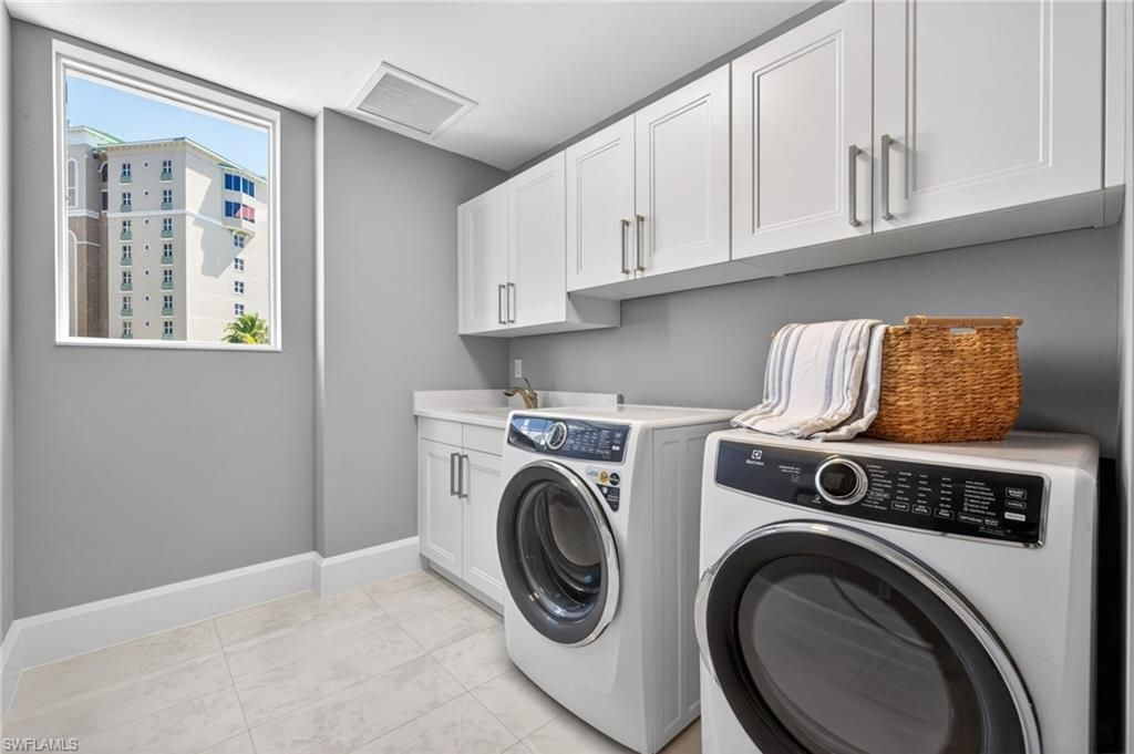 4142 Bay Beach Ln , Unit 301, Fort Myers Beach, FL 33931 Photo