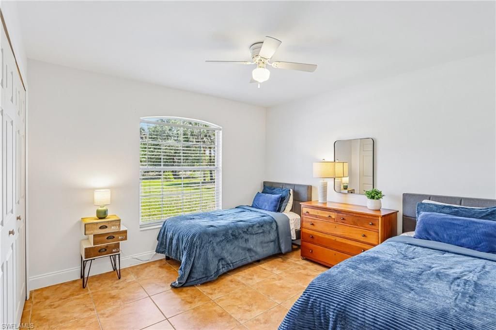 3360 2nd Ave Ne, Naples, FL 34120 Photo