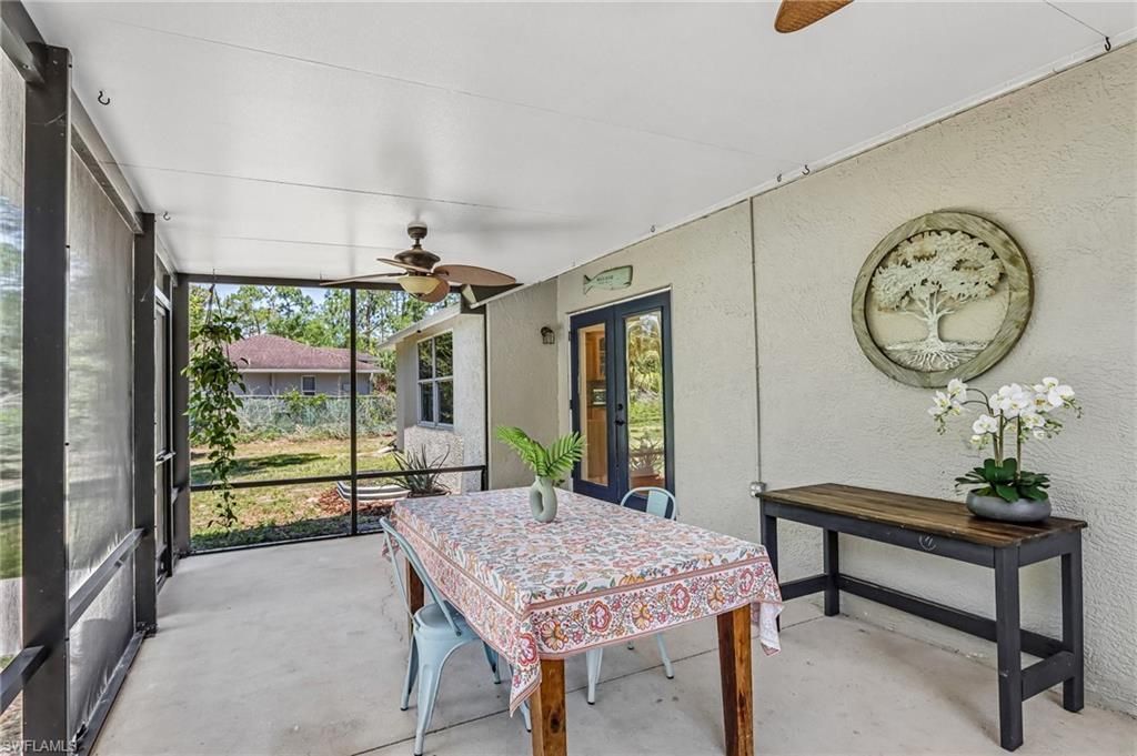3360 2nd Ave Ne, Naples, FL 34120 Photo