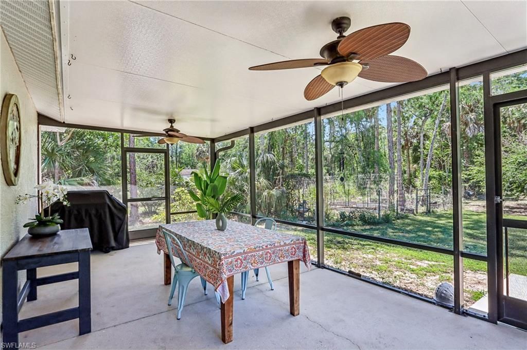 3360 2nd Ave Ne, Naples, FL 34120 Photo