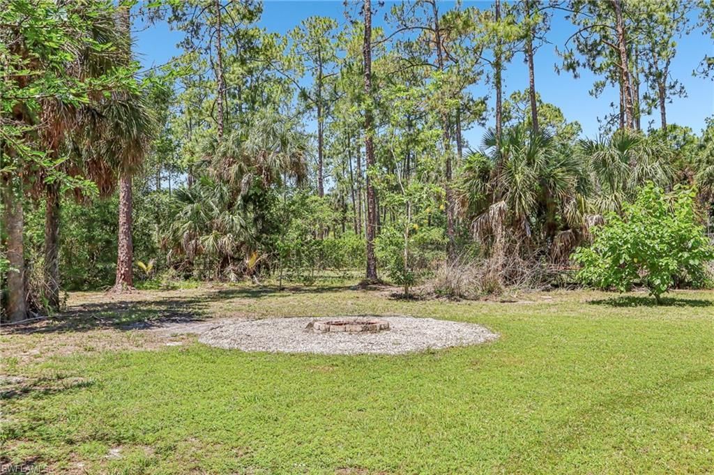 3360 2nd Ave Ne, Naples, FL 34120 Photo