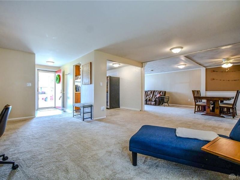 7760 Somerville Drive, Huber Heights, OH 45424 Photo 10