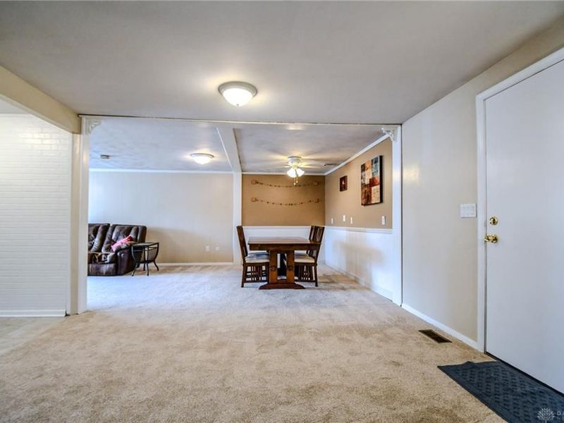 7760 Somerville Drive, Huber Heights, OH 45424 Photo 11