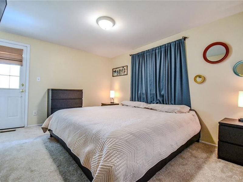 7760 Somerville Drive, Huber Heights, OH 45424 Photo 20