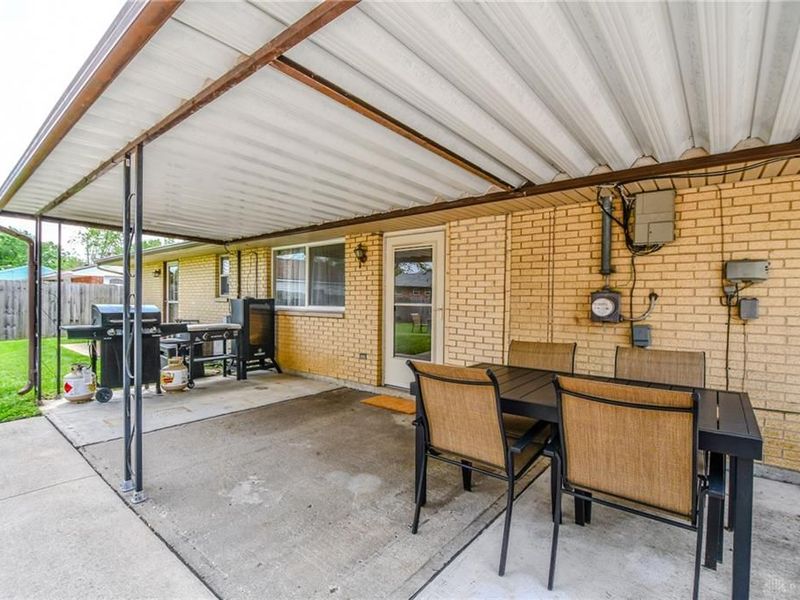 7760 Somerville Drive, Huber Heights, OH 45424 Photo 30