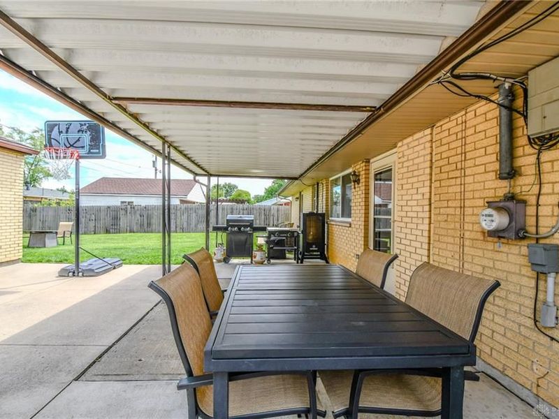 7760 Somerville Drive, Huber Heights, OH 45424 Photo 31