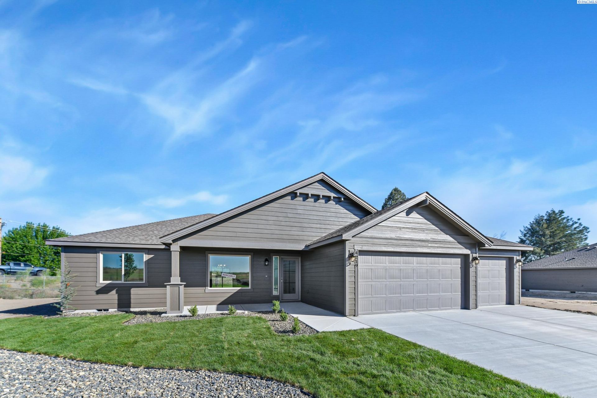 4219 Road 104 primary photo
