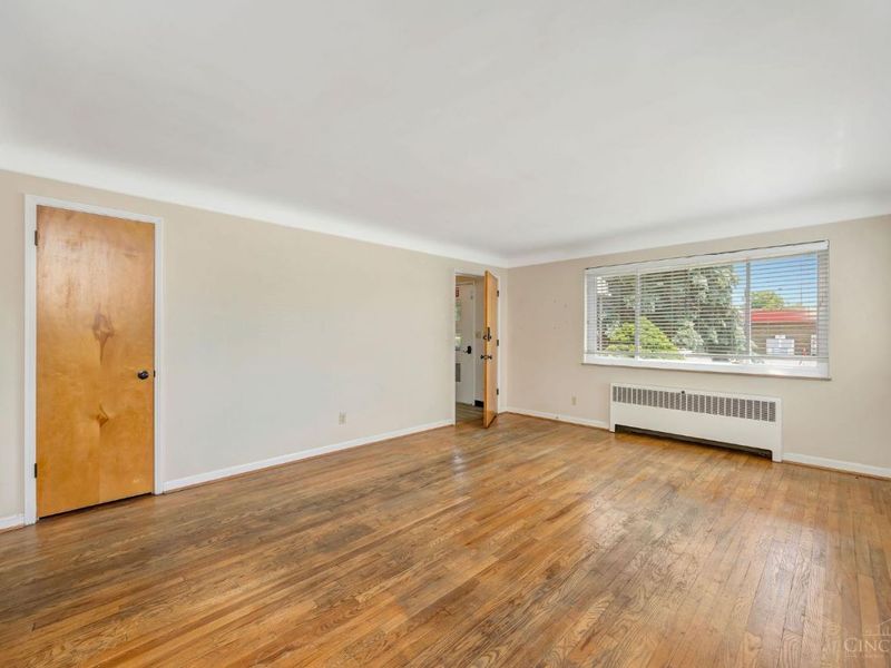 7211 Plainfield Road, Deer Park, OH 45236 Photo 6